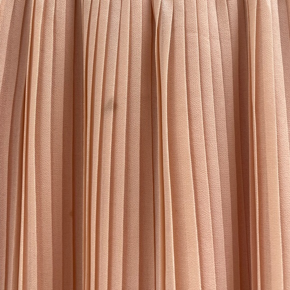 Kimchi Blue peach pleated high low semi sheer skirt - Picture 7 of 7